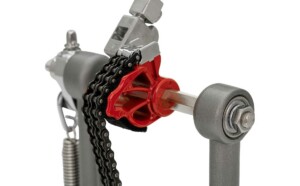 Progressive Action pedale grancassa Pearl Eliminator SOLO RED