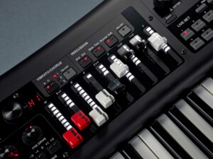 YAMAHA yc61