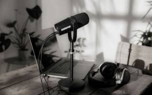 SHURE MV7