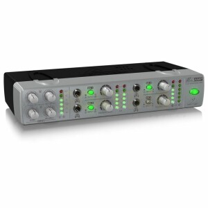 Behringer AMP800 Sistema di Amplificazione per Cuffie