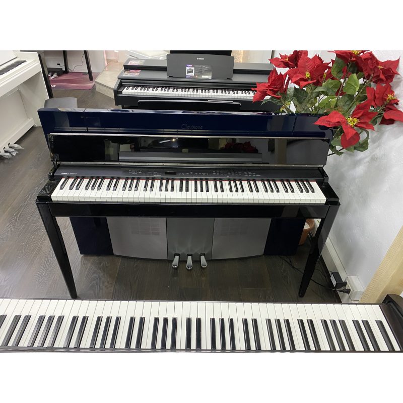usato Yamaha CLP F01 Pianoforte Digitale 88 Tasti con Mobile Nero Lucido