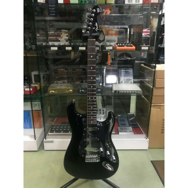 FENDER STRATOCASTER "ZAI VERONA" STANDARD - BLACK