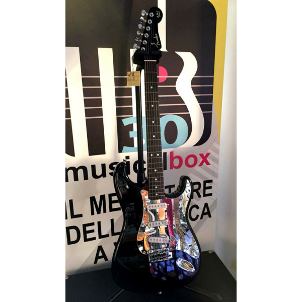 FENDER STRATOCASTER "ZAI VERONA" LIMITED EDITION - BLACK