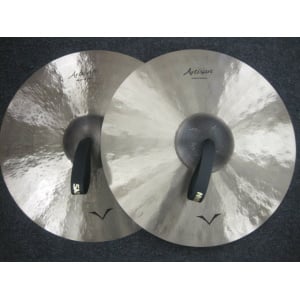 SABIAN 18" ARTISAN TRADITIONAL SYMPHONIC MEDIUM