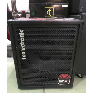 TC ELECTRONIC BG250-112 BASS COMBO