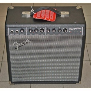 FENDER CHAMPION 40