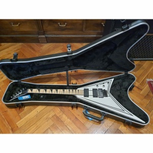 usato Jackson RR24 white con custodia