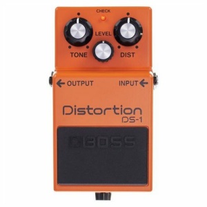 BOSS DS-1 DISTORTION PEDAL