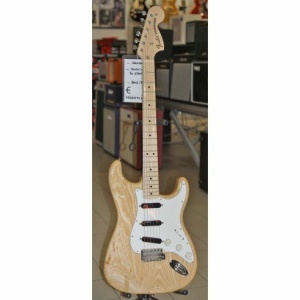 FENDER TRADITIONAL II 70 STRATOCASTER MN NATURAL JAPAN