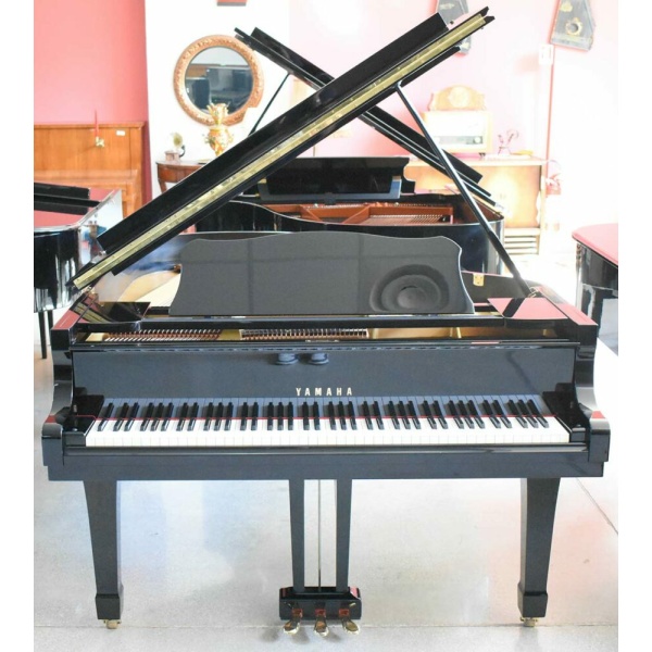 Yamaha C3 D Pianoforte a Coda Nero