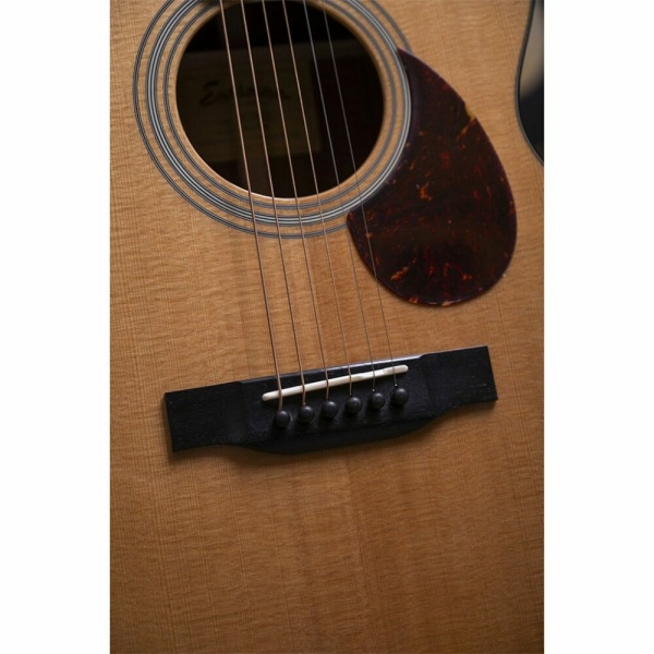 E6OM-TC CHITARRA ACUSTICA