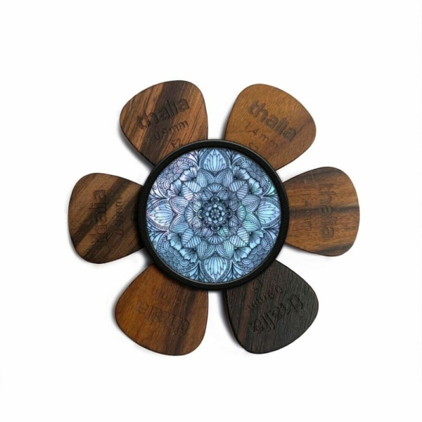 PICK PUCK PEARL MANDALA