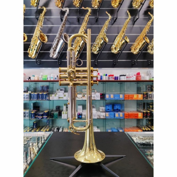 usato Kanstul 1600 Tromba in Sib Laccata