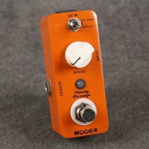 MOOER NINETY ORANGE PHASER MICRO PEDAL