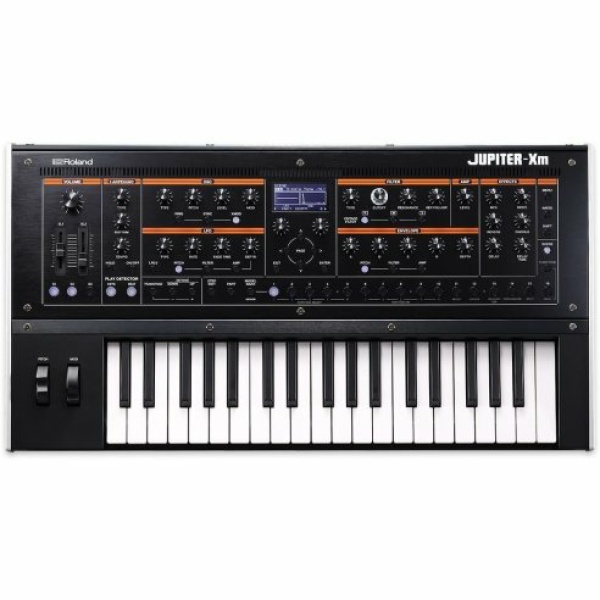 ROLAND JUPITER-XM