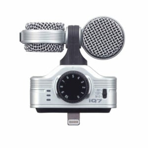 ZOOM iQ7