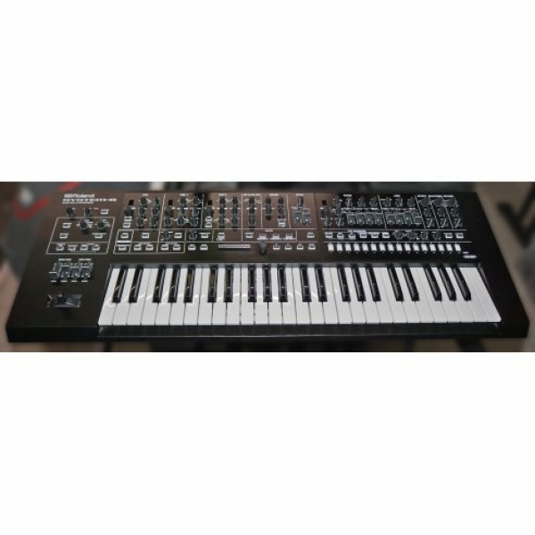 ROLAND SYSTEM 8