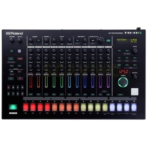 Roland Aira TR8S Drum Machine