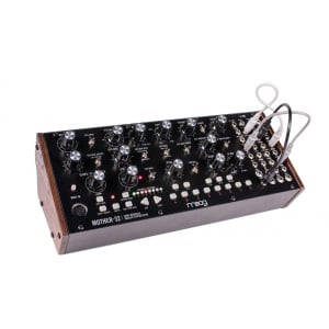 MOOG MOTHER 32