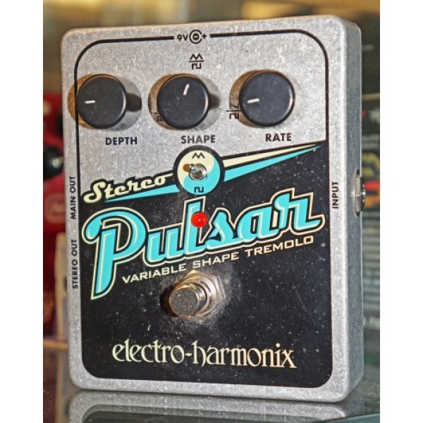 ELECTRO HARMONIX STEREO PULSAR TREMOLO