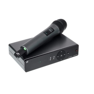 SENNHEISER XSW 1-835 WIRELESS SET: VOCAL HANDMIC. A-BAND 548-572 MHz