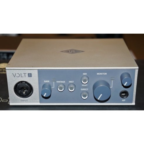 UNIVERSAL AUDIO VOLT 1