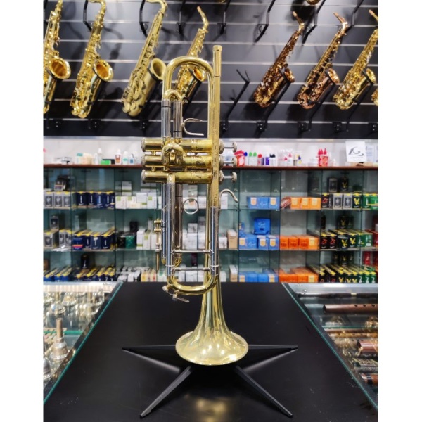 usato Bach 37 Tromba in Sib Laccata