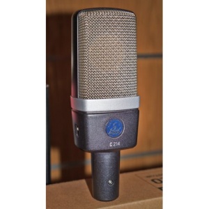 AKG C214
