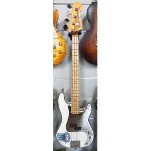FENDER P BASS STEVE HARRIS