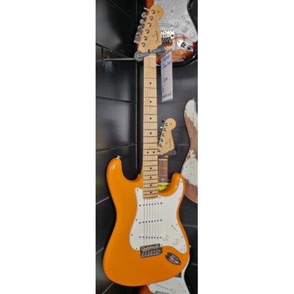 FENDER PLAYER STRATOCASTER CAPRI ORANGE