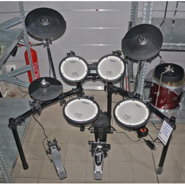 ROLAND TD-4KX2 + PEDALE