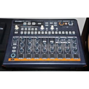 ARTURIA DRUMBRUTE IMPACT