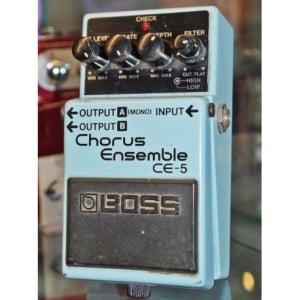 BOSS CE-5
