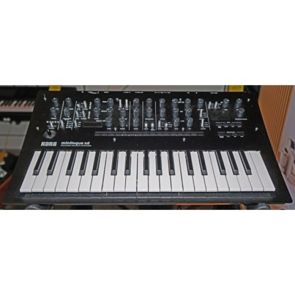 KORG MINILOGUE XD