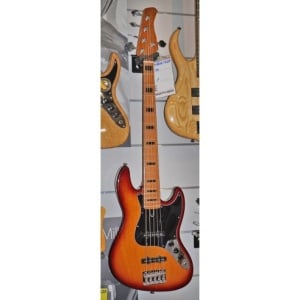 MARCUS MILLER V5