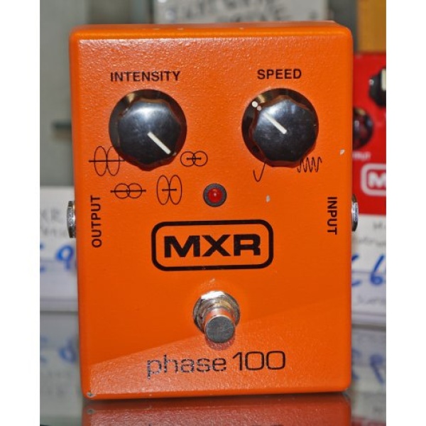 MXR M107 PHASE 100