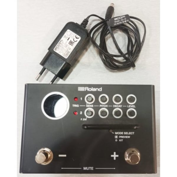 ROLAND TM-1 ALIMENTATORE INCLUSO