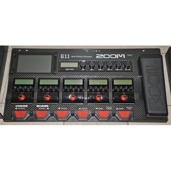 ZOOM G11