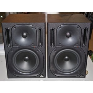 BEHRINGER TRUTH B2030A PAIR