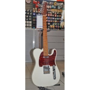 LARRY CARLTON T7
