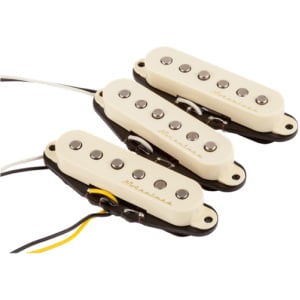 FENDER VINTAGE NOISELESS STRAT PICKUP SET AGED WHITE (3)