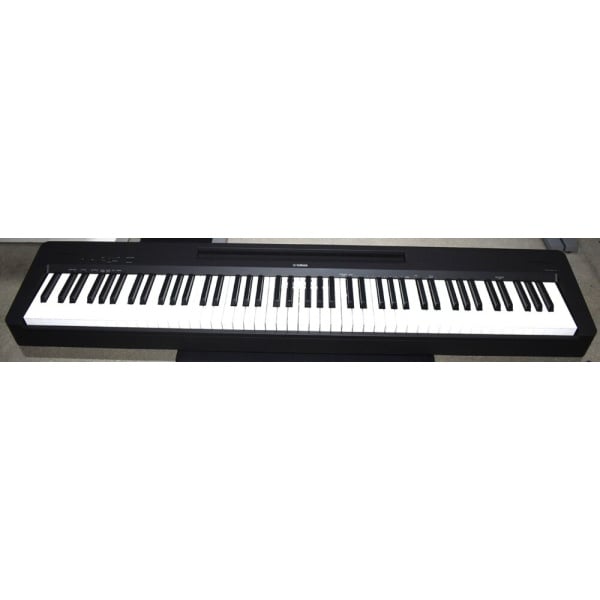 Yamaha P145 Black Usato con Custodia
