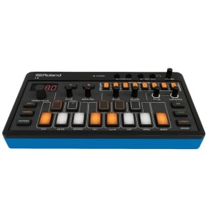 ROLAND AIRA COMPACT J-6 CHORD SYNTH