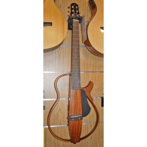 YAMAHA SLG200S