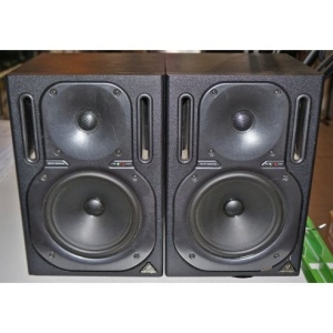 BEHRINGER TRUTH B2030A PAIR