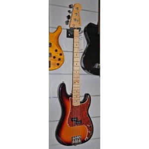 FENDER PLAYER PRECISION BASS