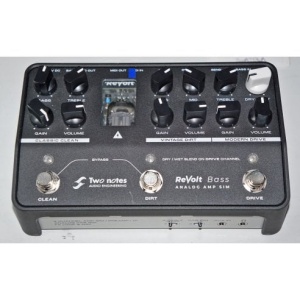 TWO NOTES REVOLT BASS