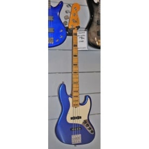 FENDER AM ULTRA JAZZ BASS COBRA BLUE