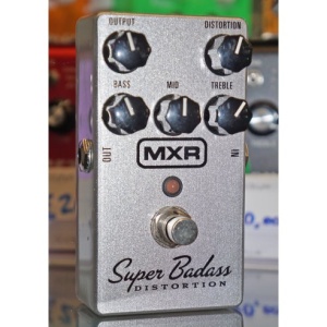 MXR M175 SUPER BADASS DISTORTION