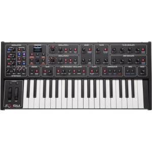 SEQUENTIAL Fourm Sintetizzatore Analogico a 4 voci